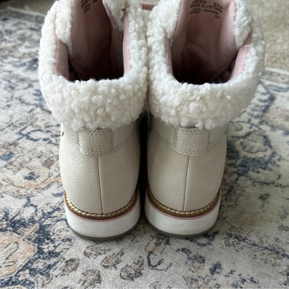 Cole Haan's ZeroGrand Explore boots stone beige / pink sz 8.5 - Picture 6 of 10